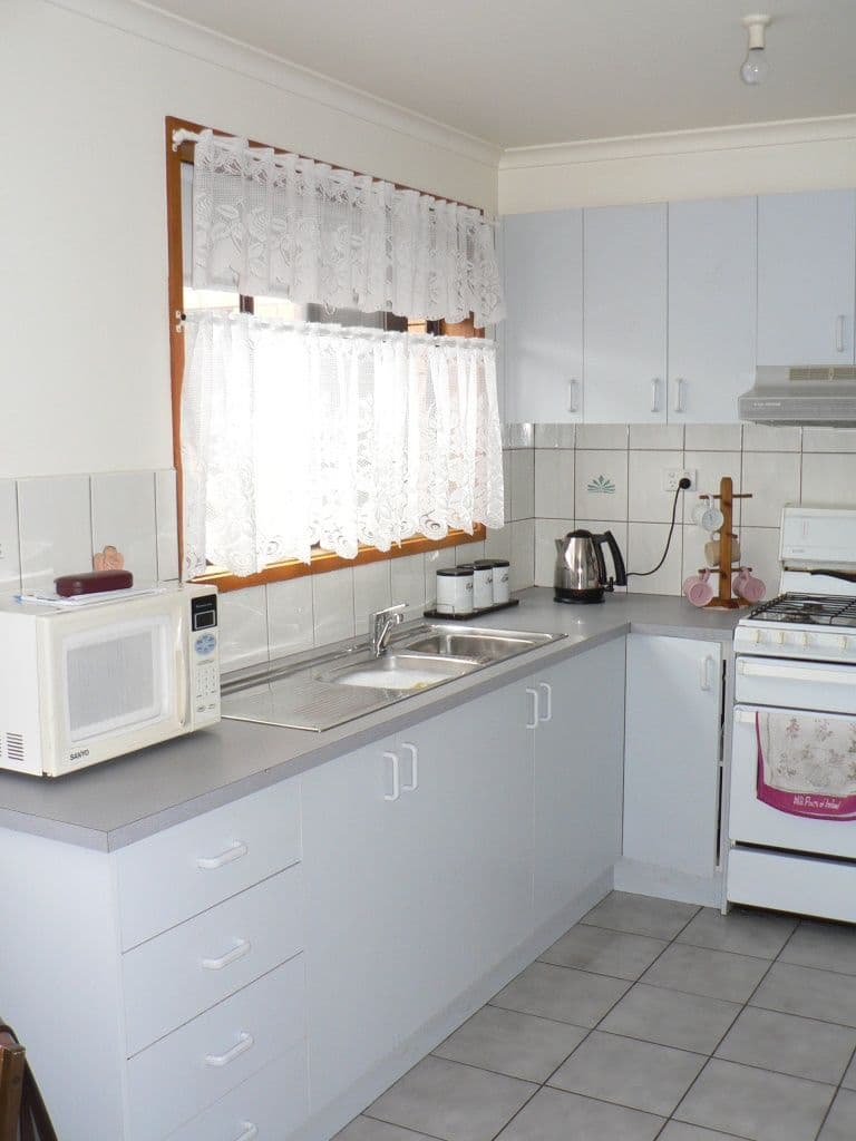 10 Corrin Court, NORLANE VIC 3214, Norlane - Thumbnail 2