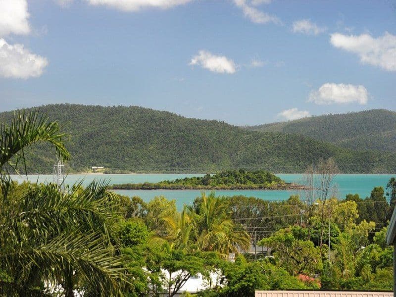 7 Jones Road, CANNONVALE QLD 4802, Cannonvale - Image 1