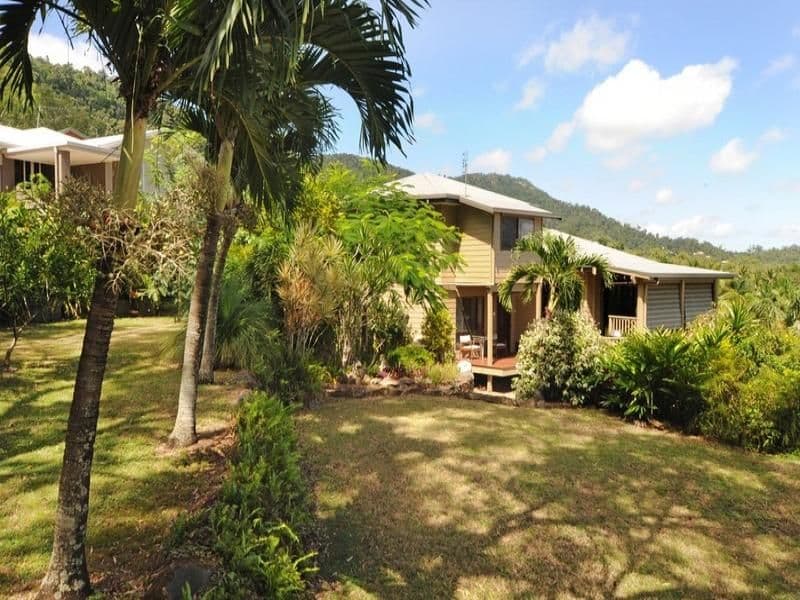 7 Jones Road, CANNONVALE QLD 4802, Cannonvale - Thumbnail 7