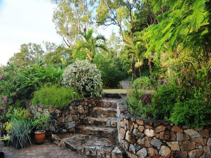 7 Jones Road, CANNONVALE QLD 4802, Cannonvale - Thumbnail 8