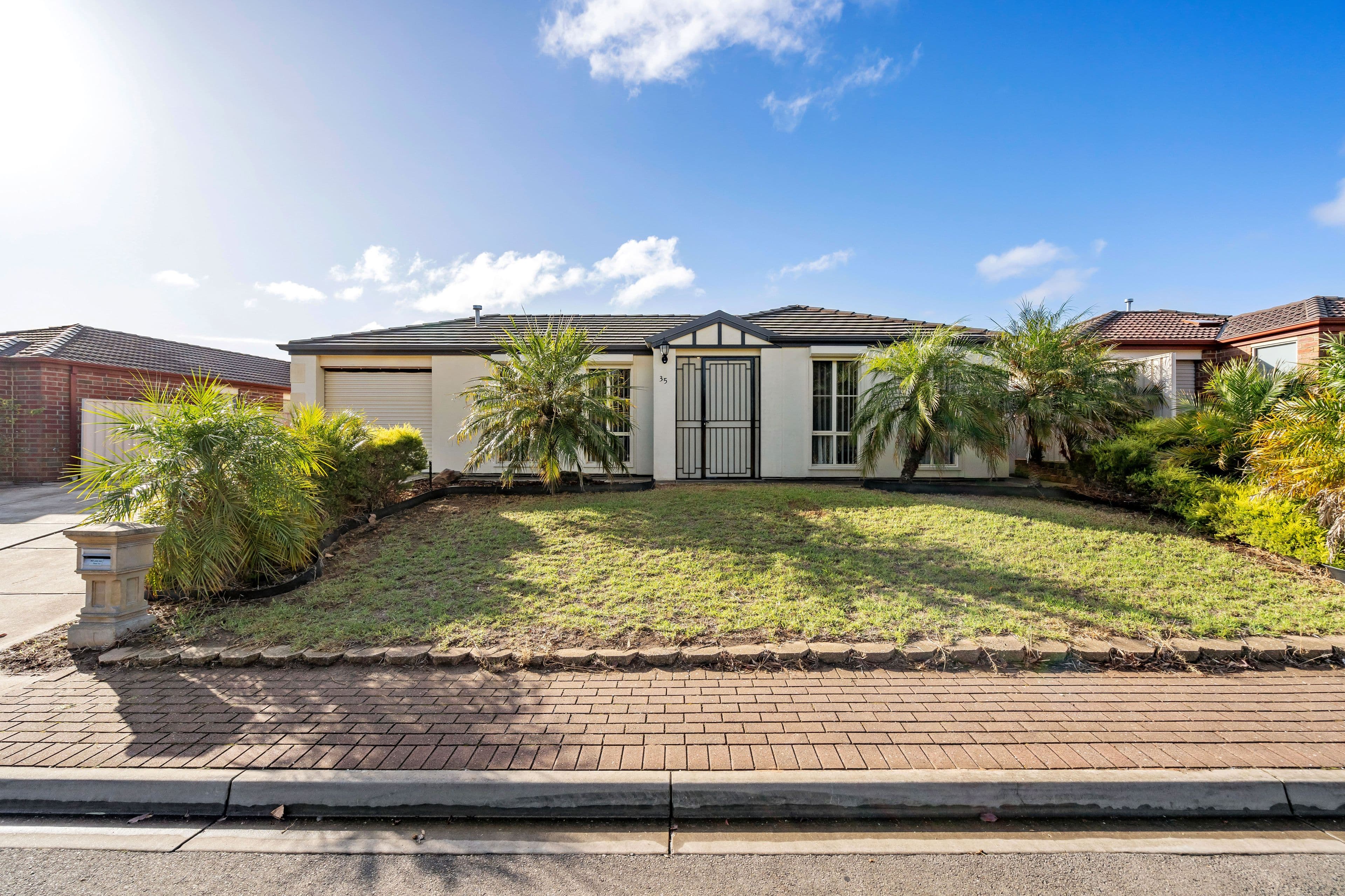 35 Chamberlain Drive, Christie Downs SA 5164, Christie Downs - Image 1