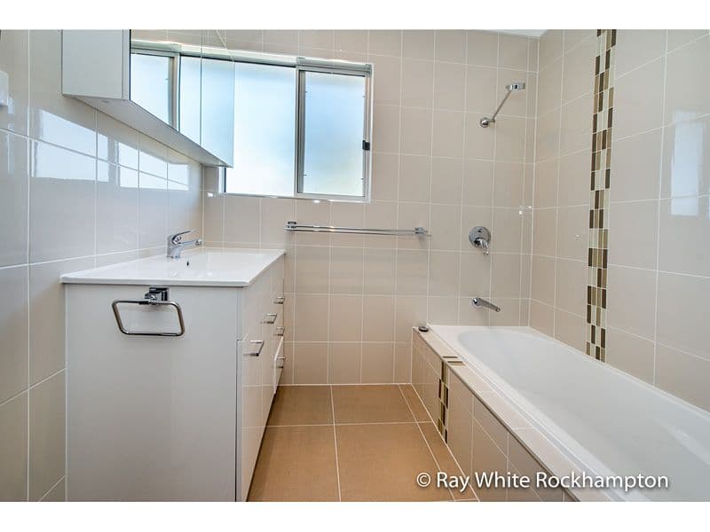 17 Lodwick Close, Gracemere QLD 4702, Gracemere - Thumbnail 7