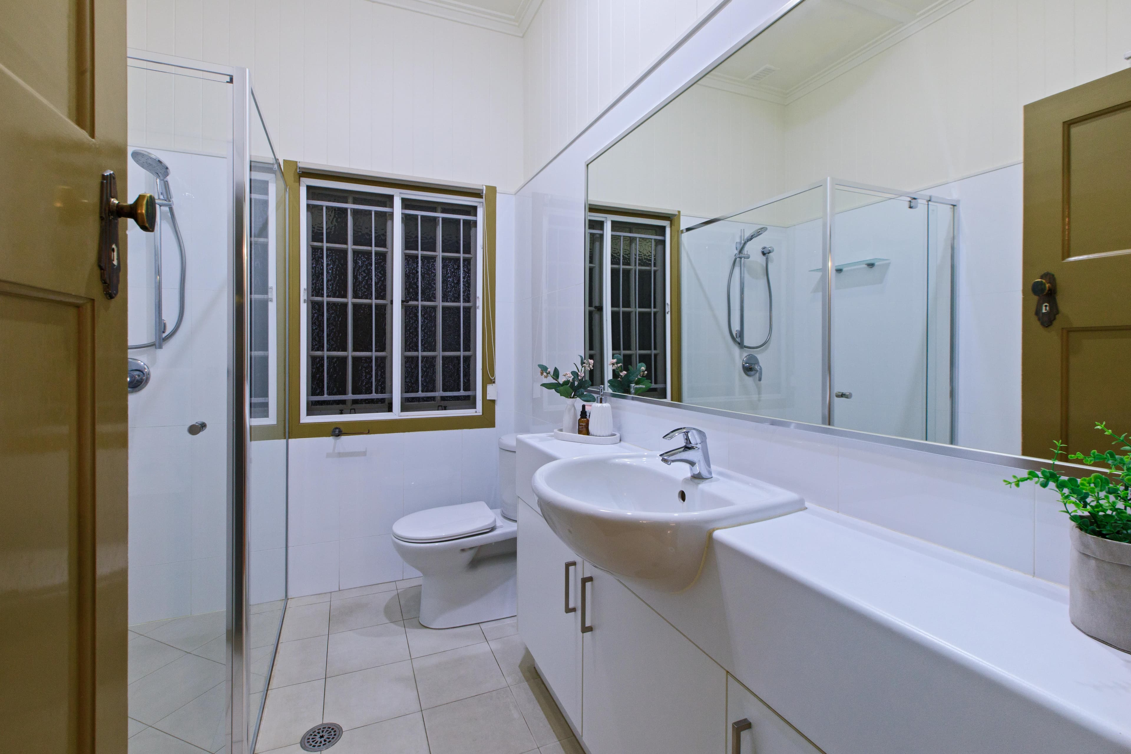 8 Walter Street, Holland Park West QLD 4121, Holland Park West - Thumbnail 8