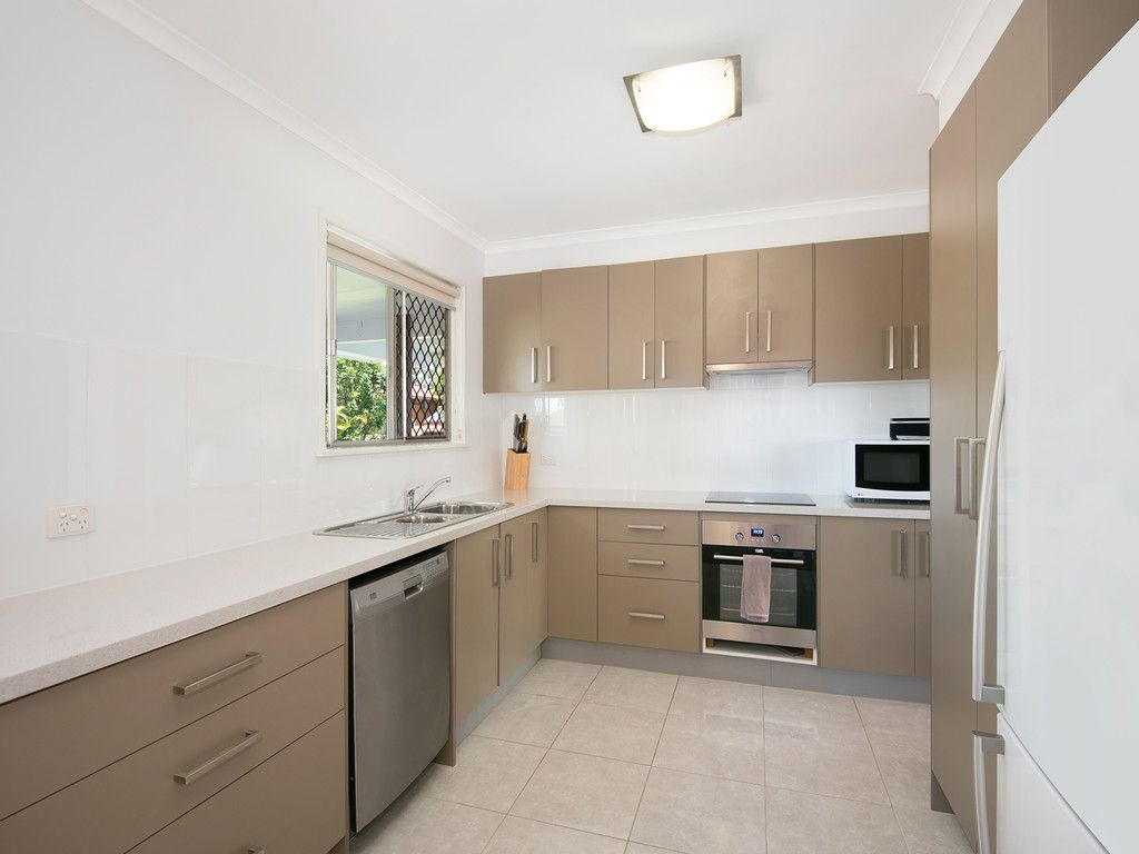20 Leitchs Road South, Albany Creek QLD 4035, Albany Creek - Thumbnail 2