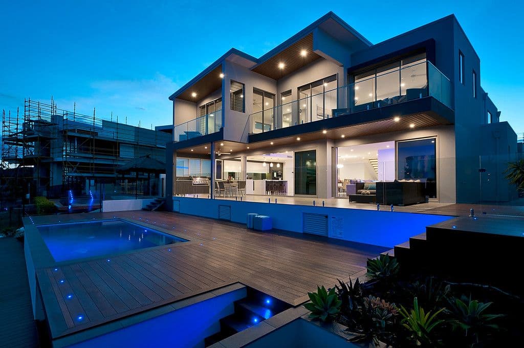 20 Andrea Avenue, Broadbeach Waters QLD 4218, Broadbeach Waters - Image 1