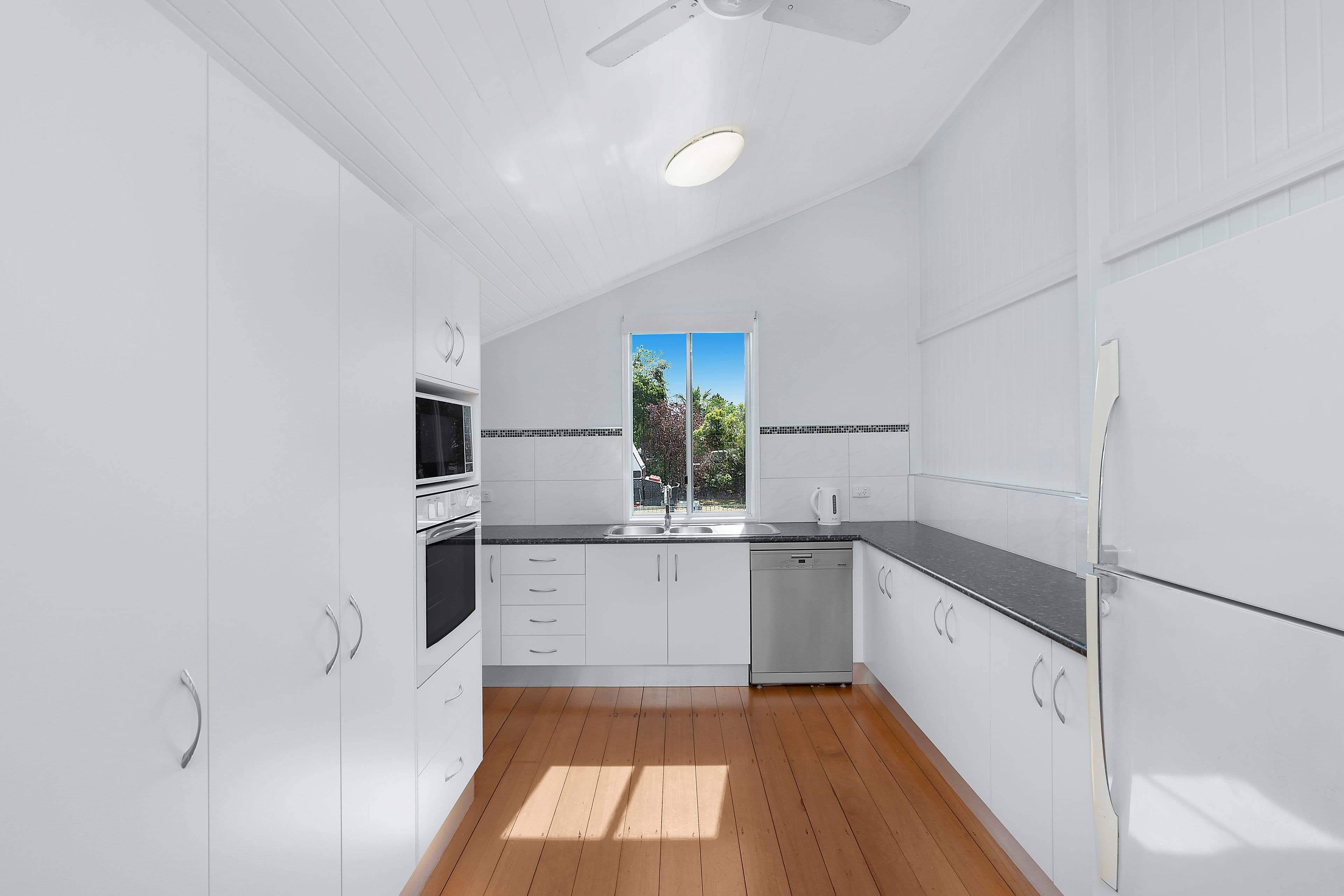 54 Griffin Street, Gordonvale QLD 4865, Gordonvale - Thumbnail 3