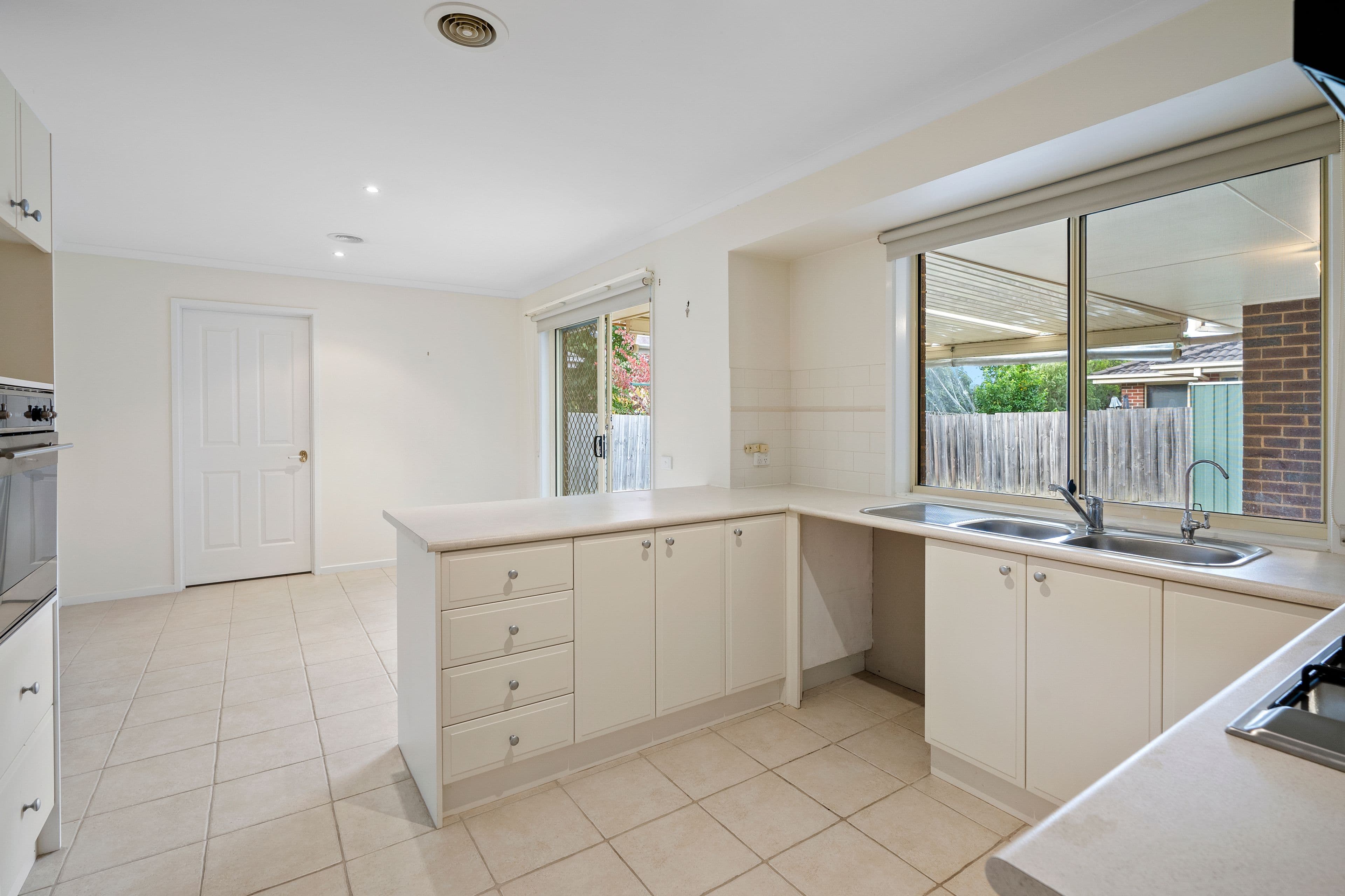 16 Blair Street, Lilydale VIC 3140, Lilydale - Thumbnail 3