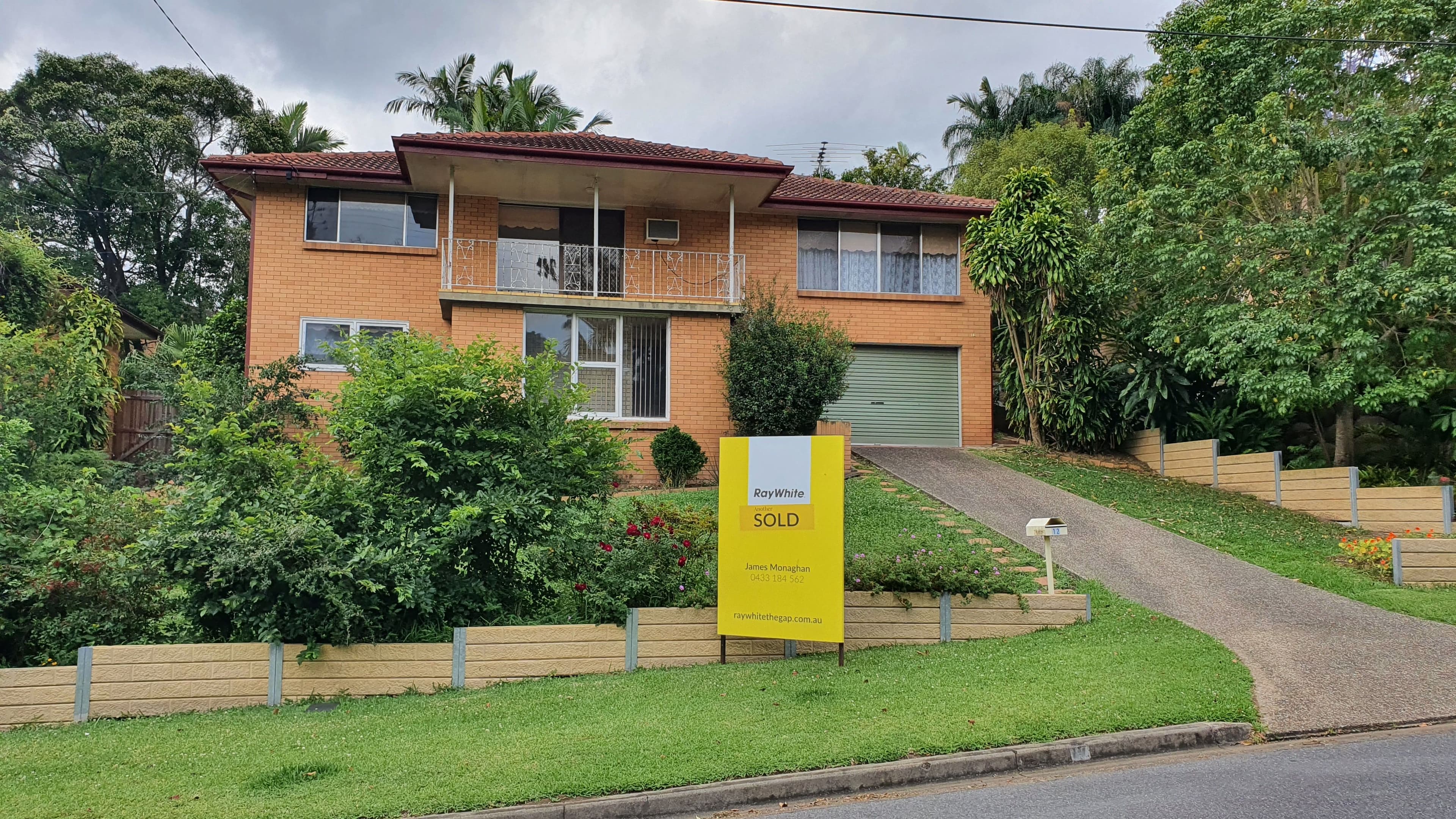 12 Dajarra Street, The Gap QLD 4061, The Gap - Thumbnail 3