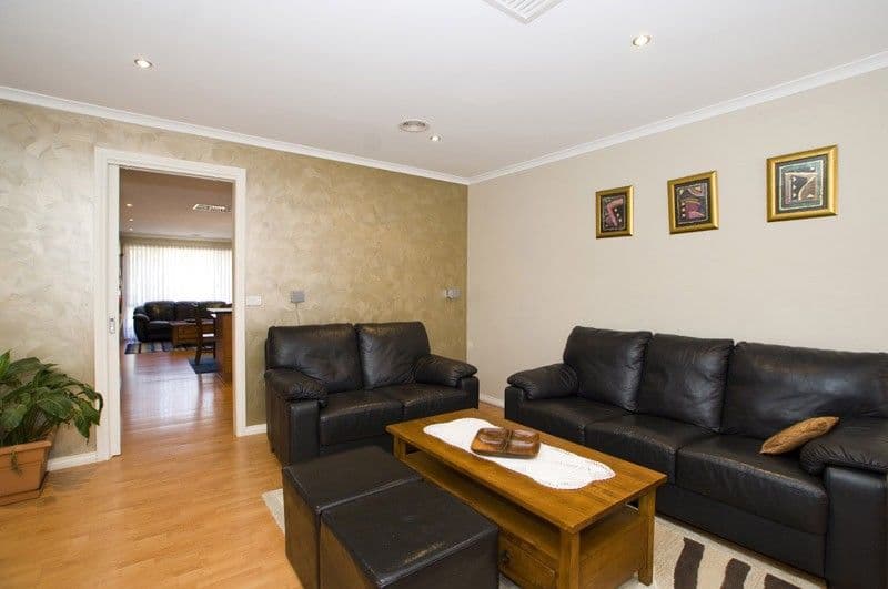 12 Wynnette Court, EPPING VIC 3076, Epping - Thumbnail 3
