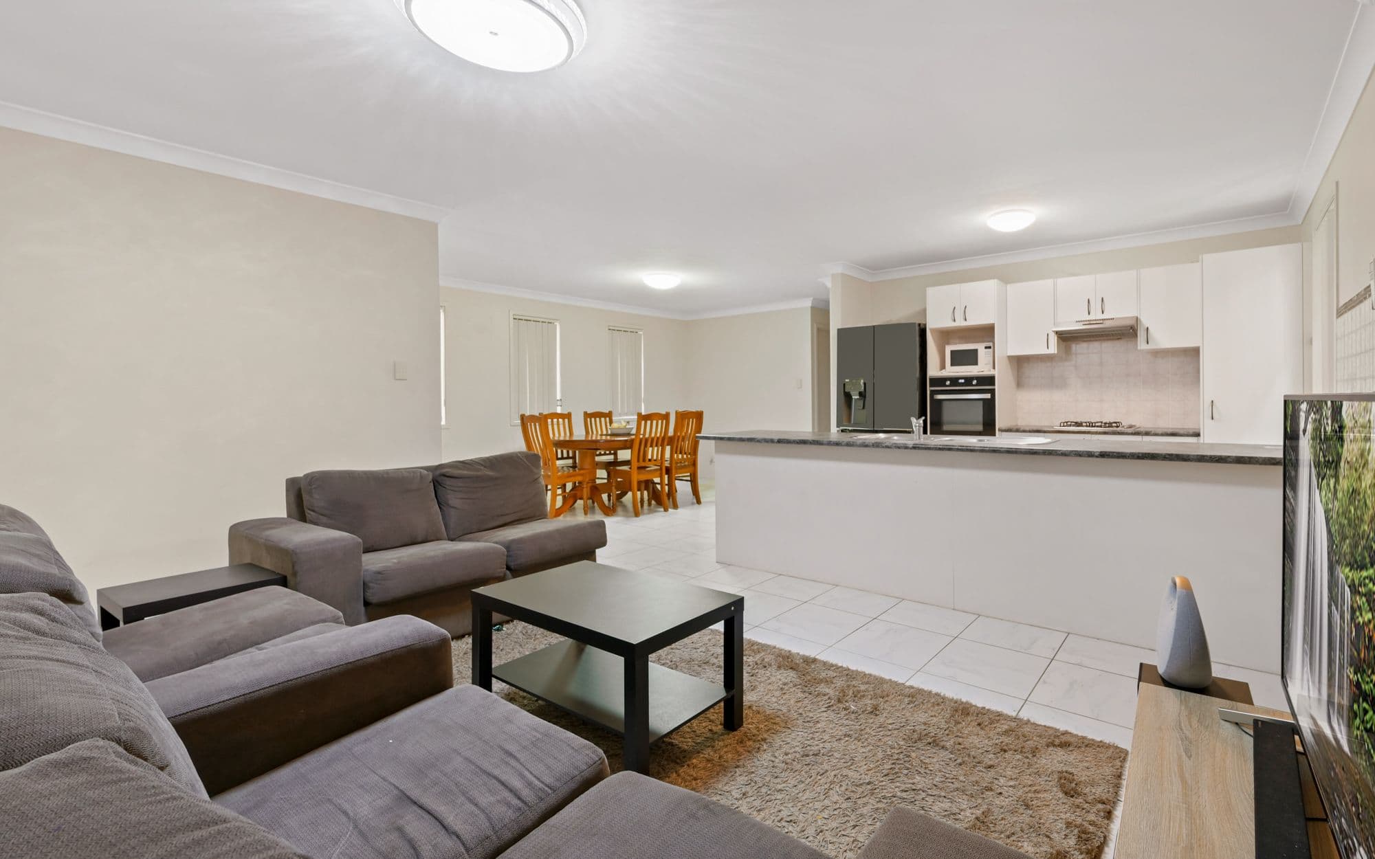 8 Greenwich Walk, Campbelltown NSW 2560, Campbelltown - Thumbnail 3