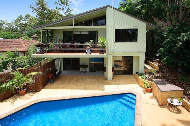 6 Robyn Street, CHAPEL HILL QLD 4069, Chapel Hill - Image 1