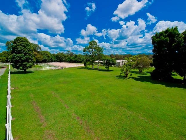 70 Tiverton Place, BRIDGEMAN DOWNS QLD 4035, Bridgeman Downs - Image 1