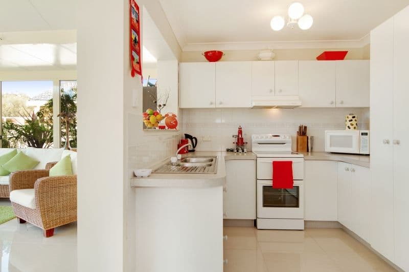 6 Brightwaters Close, BRIGHTWATERS NSW 2264, Brightwaters - Thumbnail 2