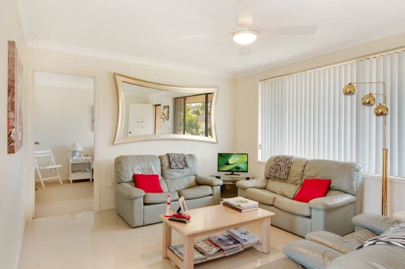 6 Brightwaters Close, BRIGHTWATERS NSW 2264, Brightwaters - Thumbnail 3