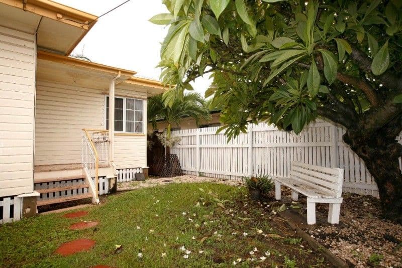 1a Cowley Street, WEST END QLD 4810, West End - Thumbnail 7