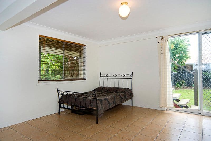 29 Akoonah Street, HOPE ISLAND QLD 4212, Hope Island - Thumbnail 4