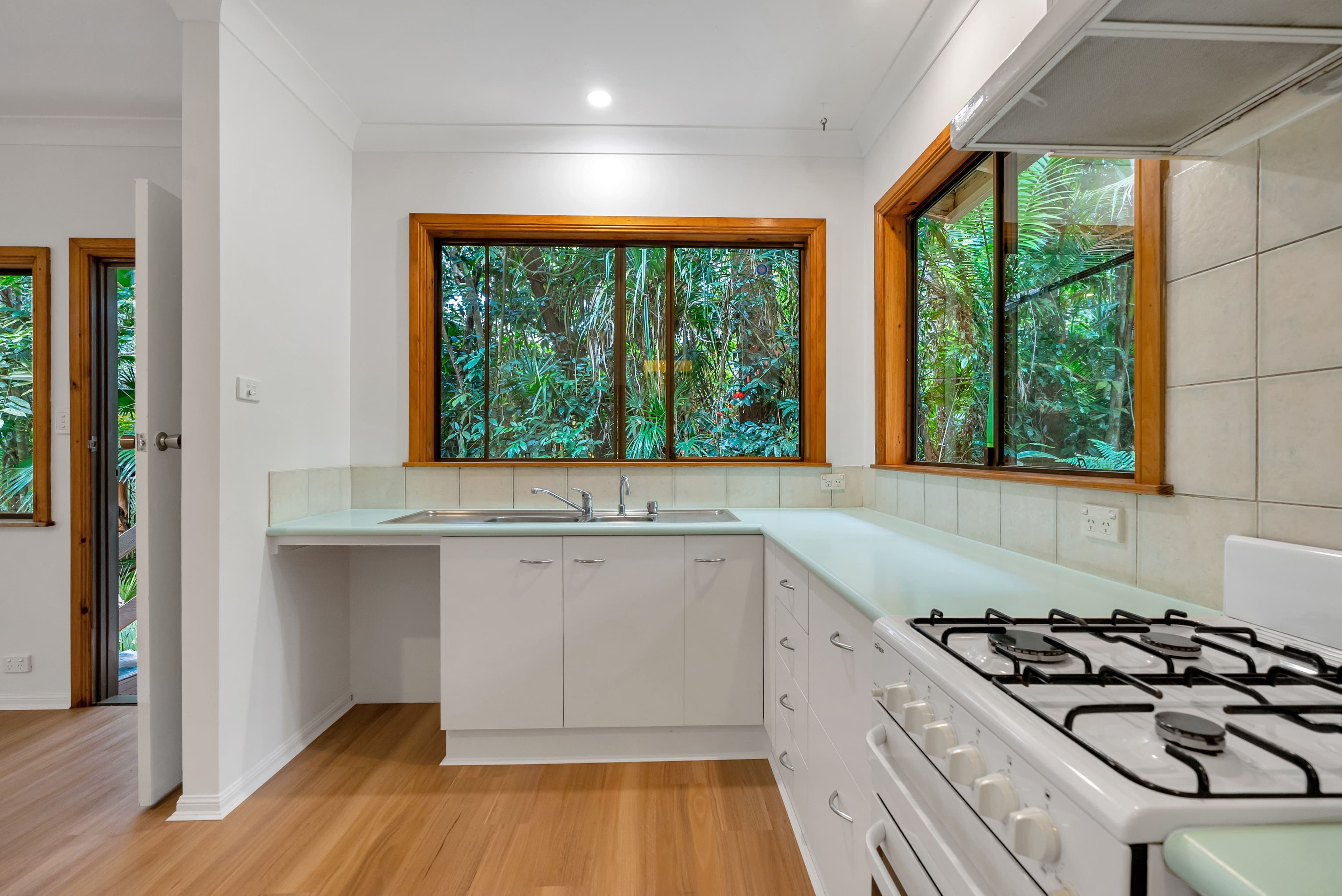 23 Kuranda Crescent, Kuranda QLD 4881, Kuranda - Thumbnail 2