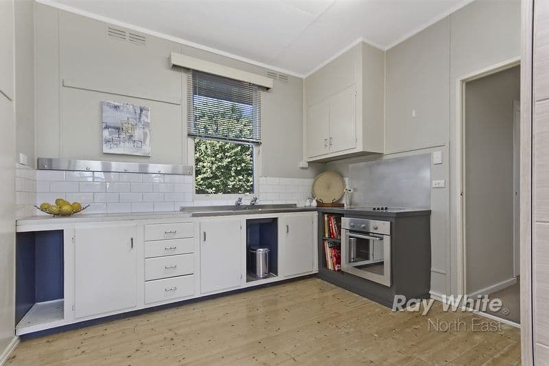 10 Lyall Avenue, HAMPSTEAD GARDENS SA 5086, Hampstead Gardens - Thumbnail 4