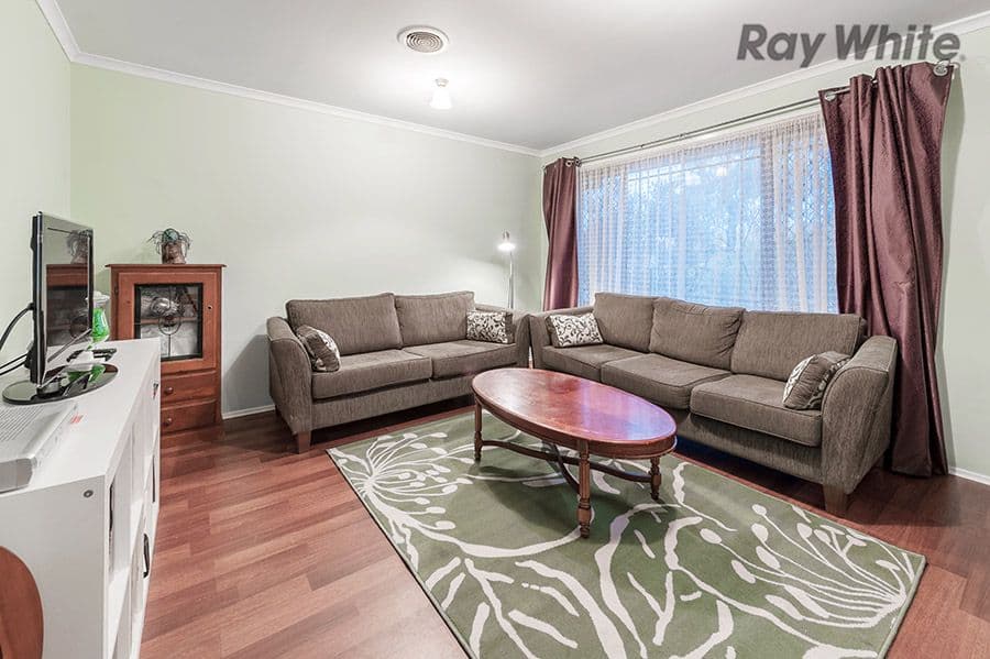 15 Silvana Way, Hillside VIC 3037, Hillside - Thumbnail 3