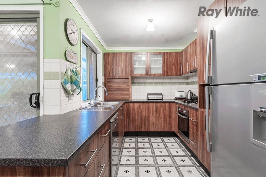 15 Silvana Way, Hillside VIC 3037, Hillside - Thumbnail 7