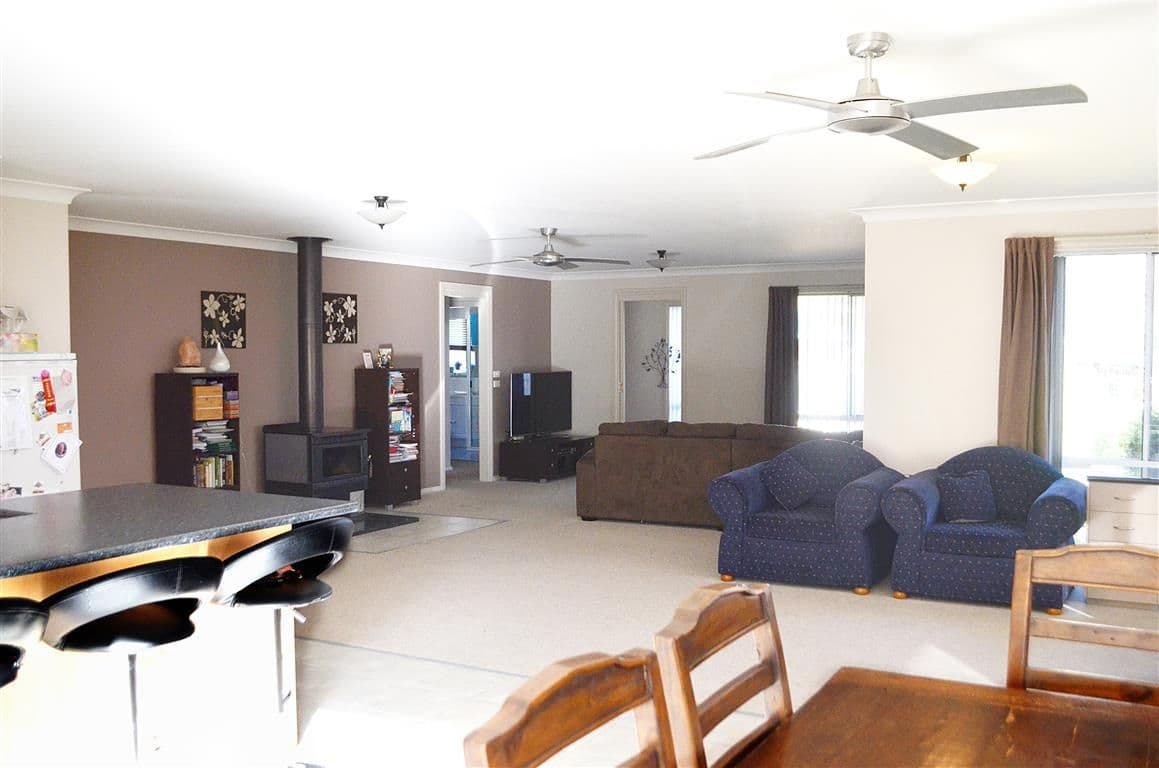 3 Jillabenan Close, Tumut - Thumbnail 5