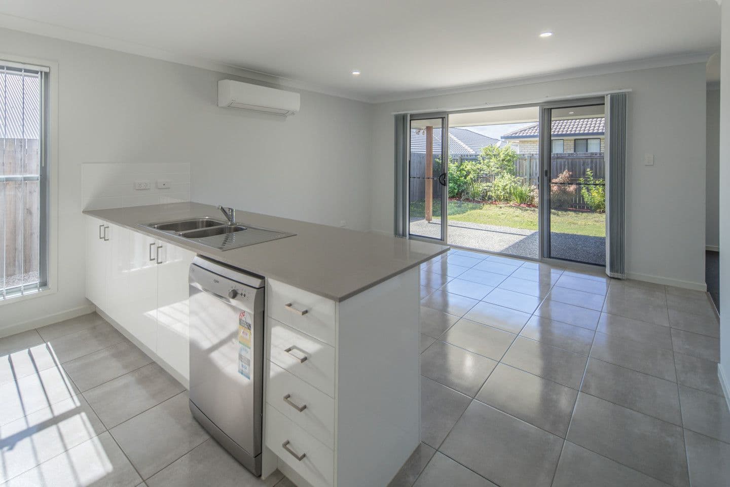 42 Brookfield Street, Pimpama QLD 4209, Pimpama - Thumbnail 2