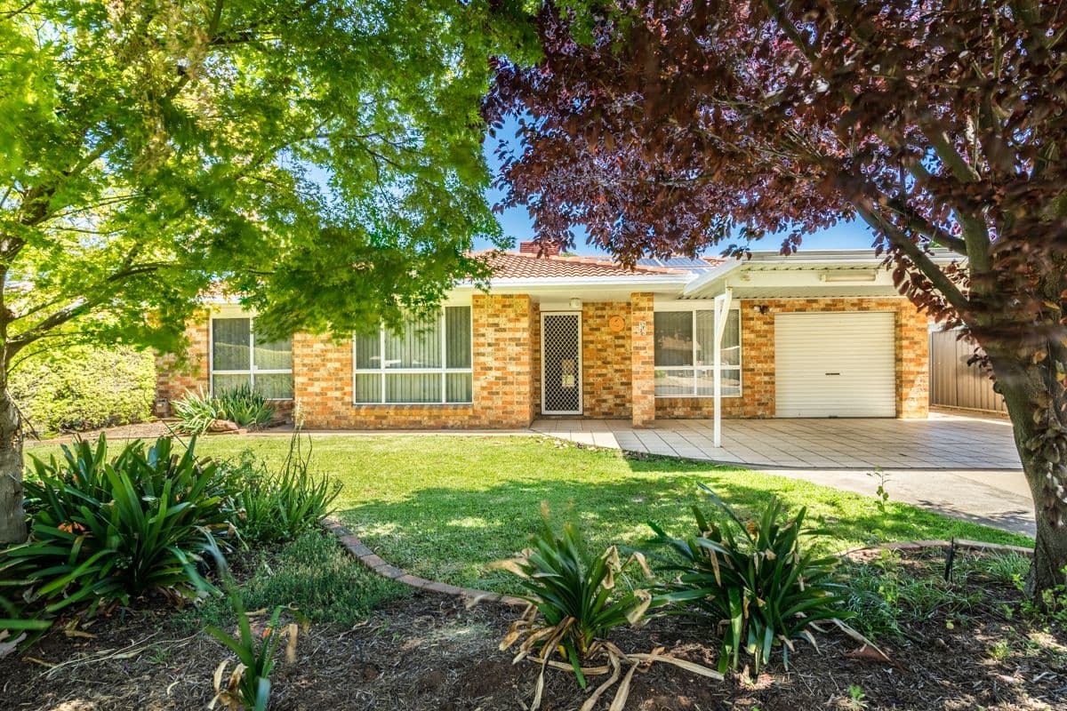 30 Chifley Drive, Dubbo - Image 1