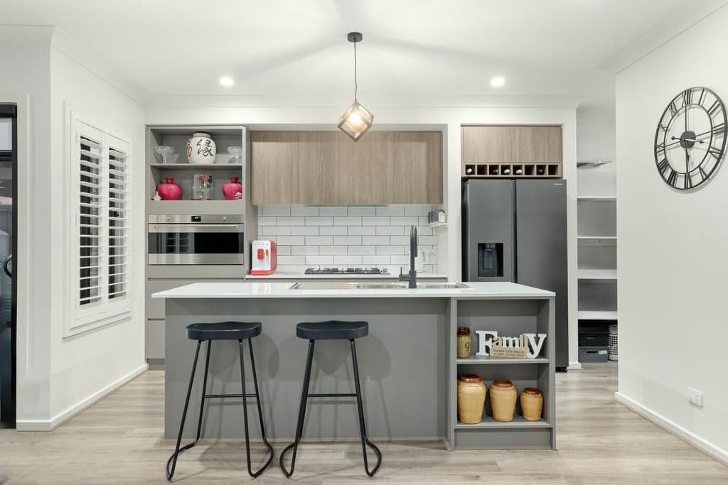 49 Woodbury Street, Williams Landing VIC 3027, Williams Landing - Thumbnail 4