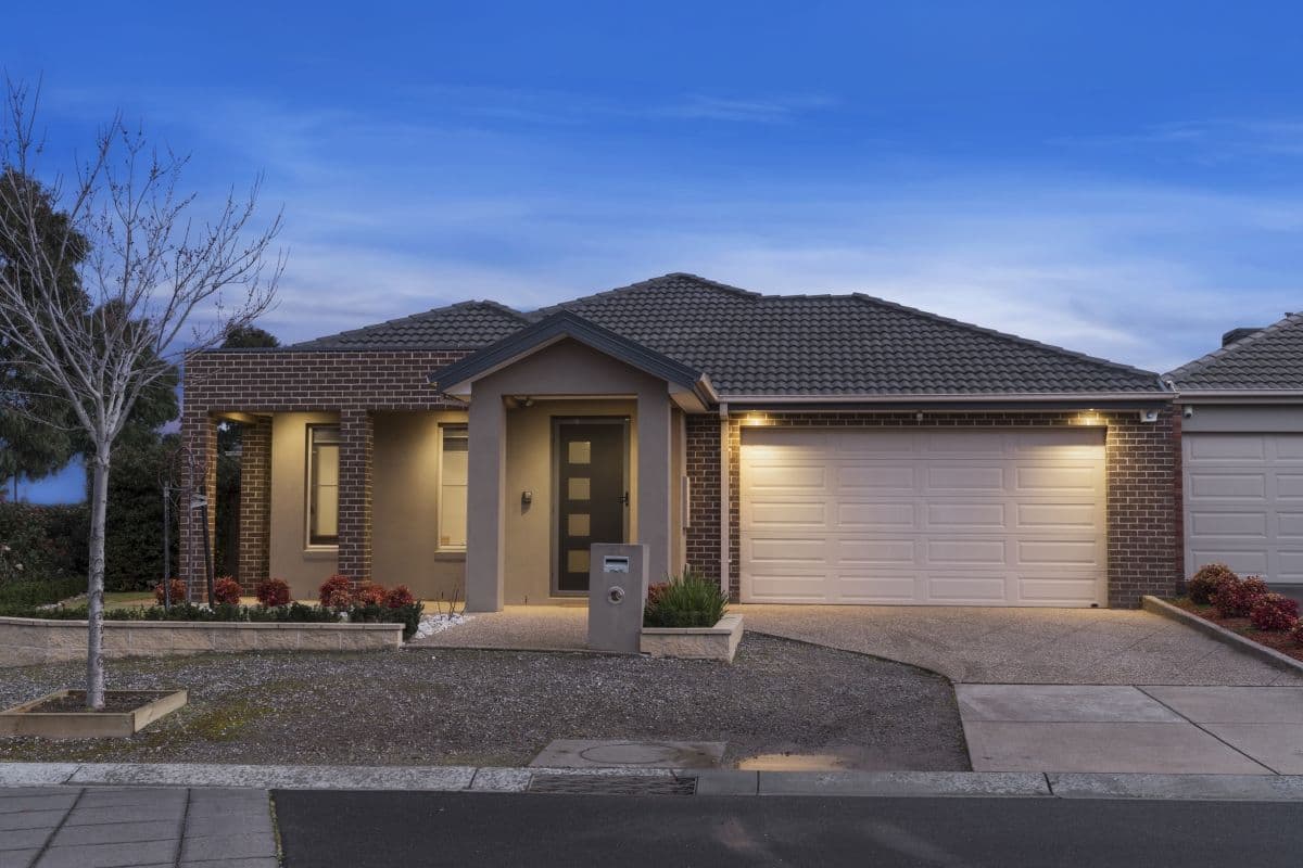 24 Hemlock Crescent, Point Cook VIC 3030, Point Cook - Image 1