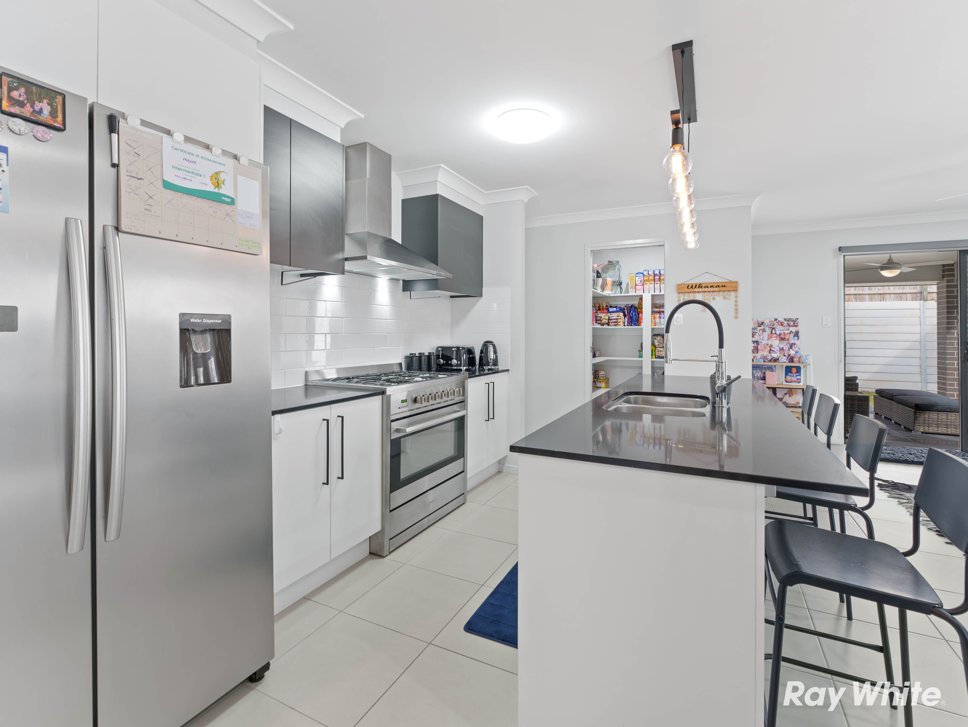 37 Gonula Crescent, Ripley QLD 4306, Ripley - Thumbnail 3