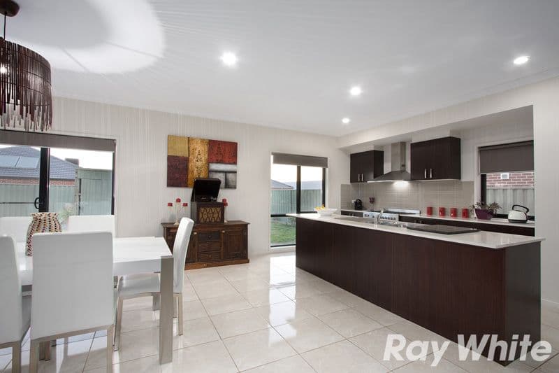 60 Park Orchard Drive, PAKENHAM VIC 3810, Pakenham - Thumbnail 5