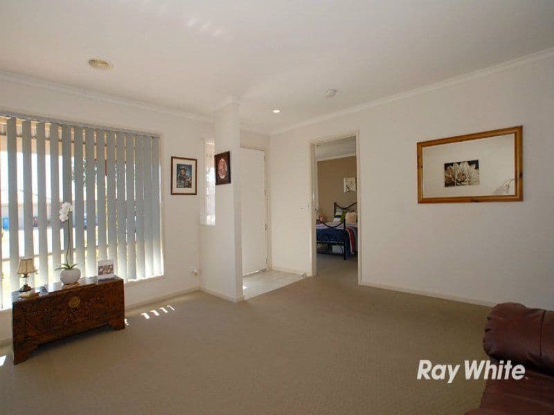 85 Scotsdale Drive, CRANBOURNE EAST VIC 3977, Cranbourne East - Thumbnail 6