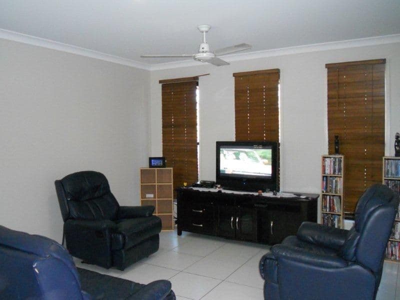 23 Mansfield Drive, BEACONSFIELD QLD 4740, Beaconsfield - Thumbnail 2