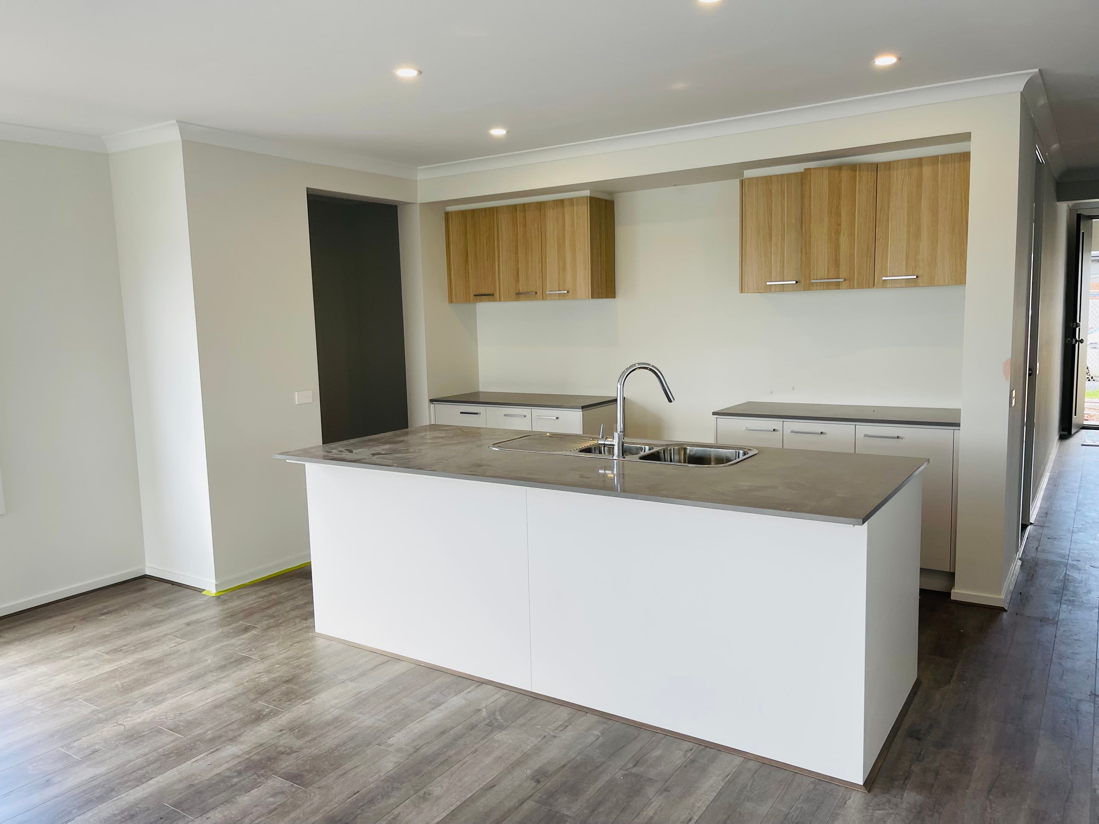 6 Mainland Way, Werribee VIC 3030, Werribee - Thumbnail 3