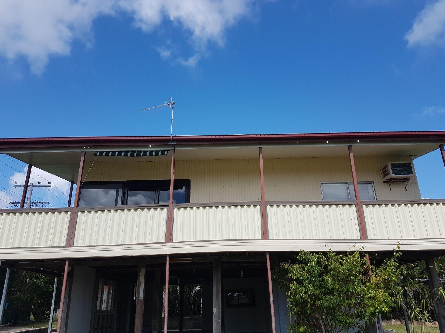 14 Yukana Street, Boyne Island QLD 4680, Boyne Island - Thumbnail 2
