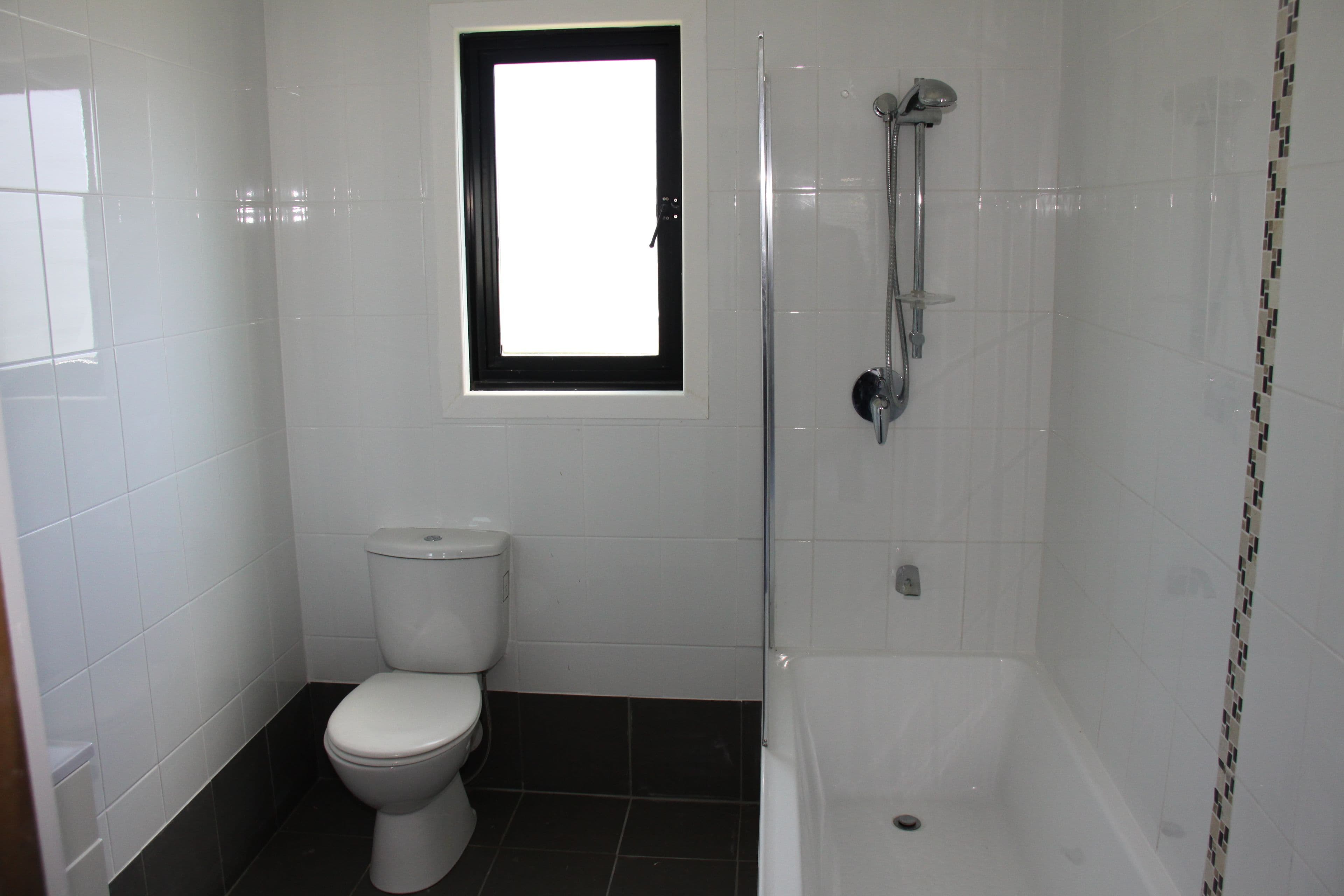14 Yukana Street, Boyne Island QLD 4680, Boyne Island - Thumbnail 4