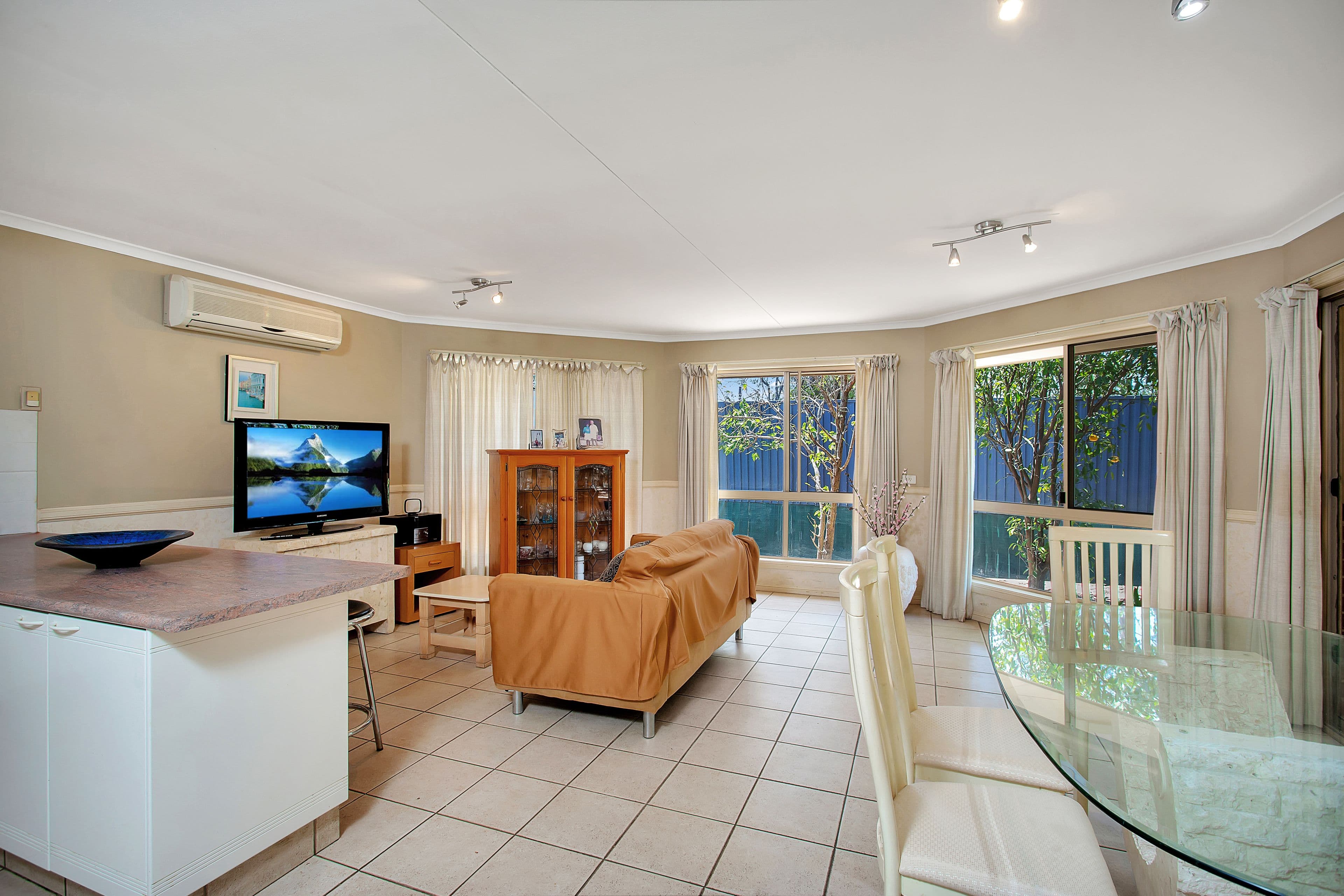 18 Wiltshire Drive, Mudgeeraba QLD 4213, Mudgeeraba - Thumbnail 5