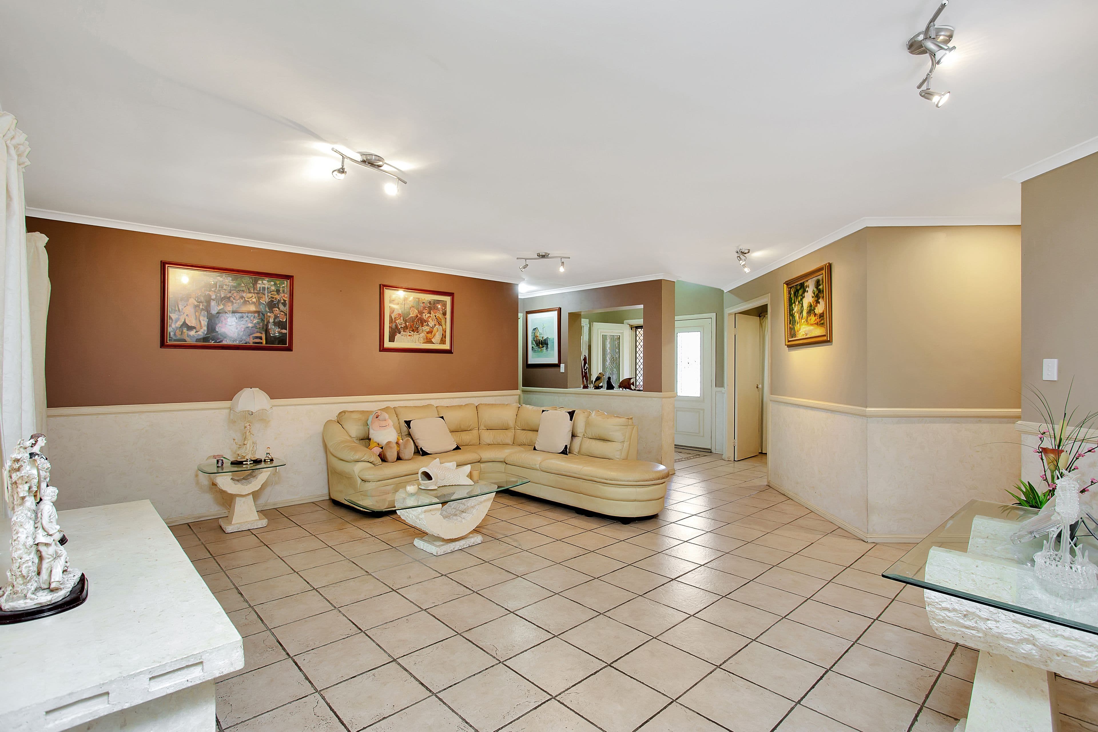 18 Wiltshire Drive, Mudgeeraba QLD 4213, Mudgeeraba - Thumbnail 6
