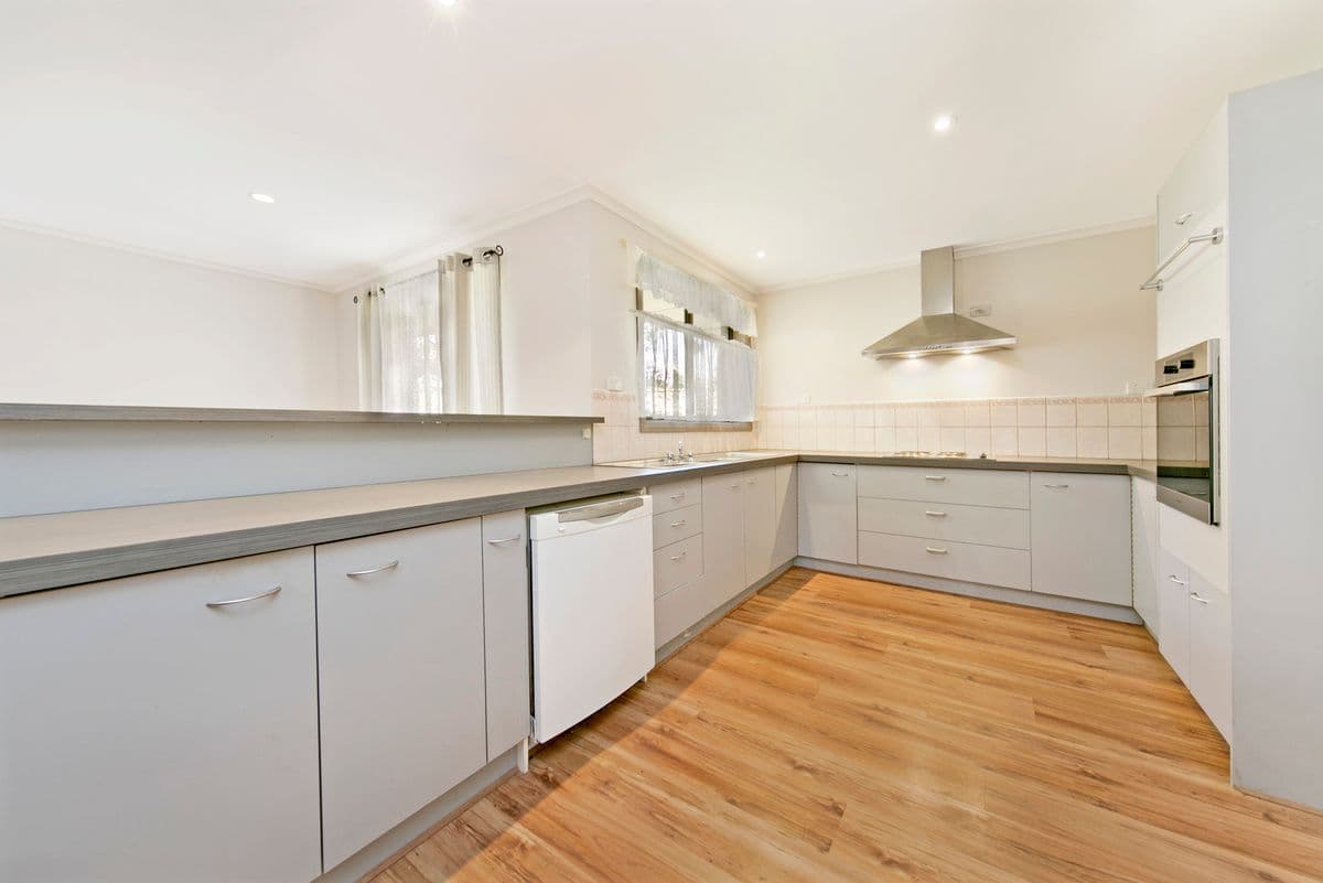 13 William Dyer Drive, Williamstown SA 5351, Williamstown - Thumbnail 7