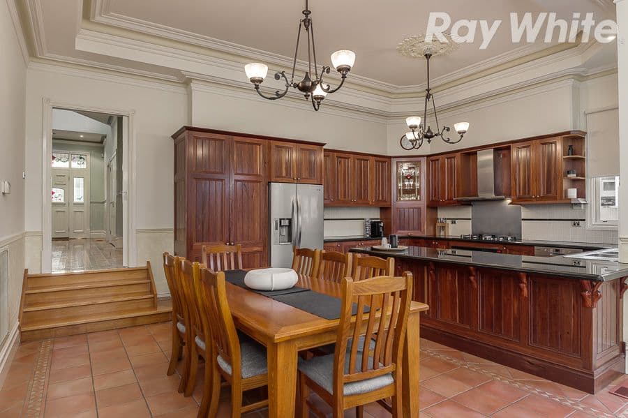 18 Snake Gully Drive, BUNDOORA VIC 3083, Bundoora - Thumbnail 5