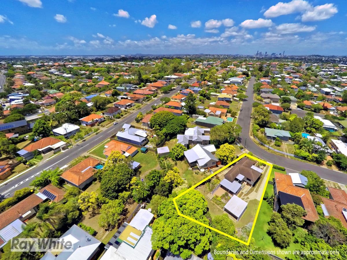 5 Torrens Road, CABOOLTURE SOUTH, Caboolture South - Thumbnail 2
