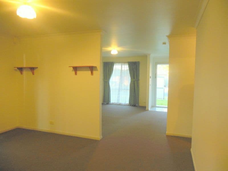 44 Oberon Drive, CARRUM DOWNS VIC 3201, Carrum Downs - Thumbnail 4
