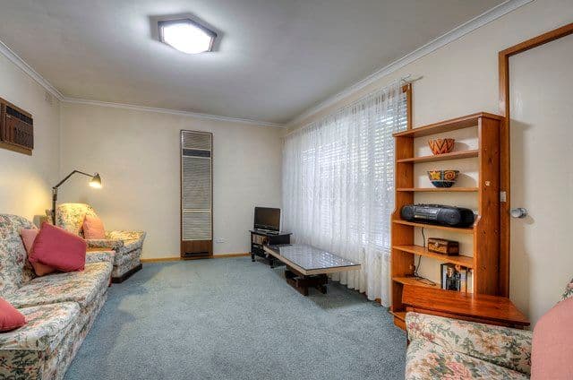 1 Sharpe Street, RESERVOIR VIC 3073, Reservoir - Thumbnail 3