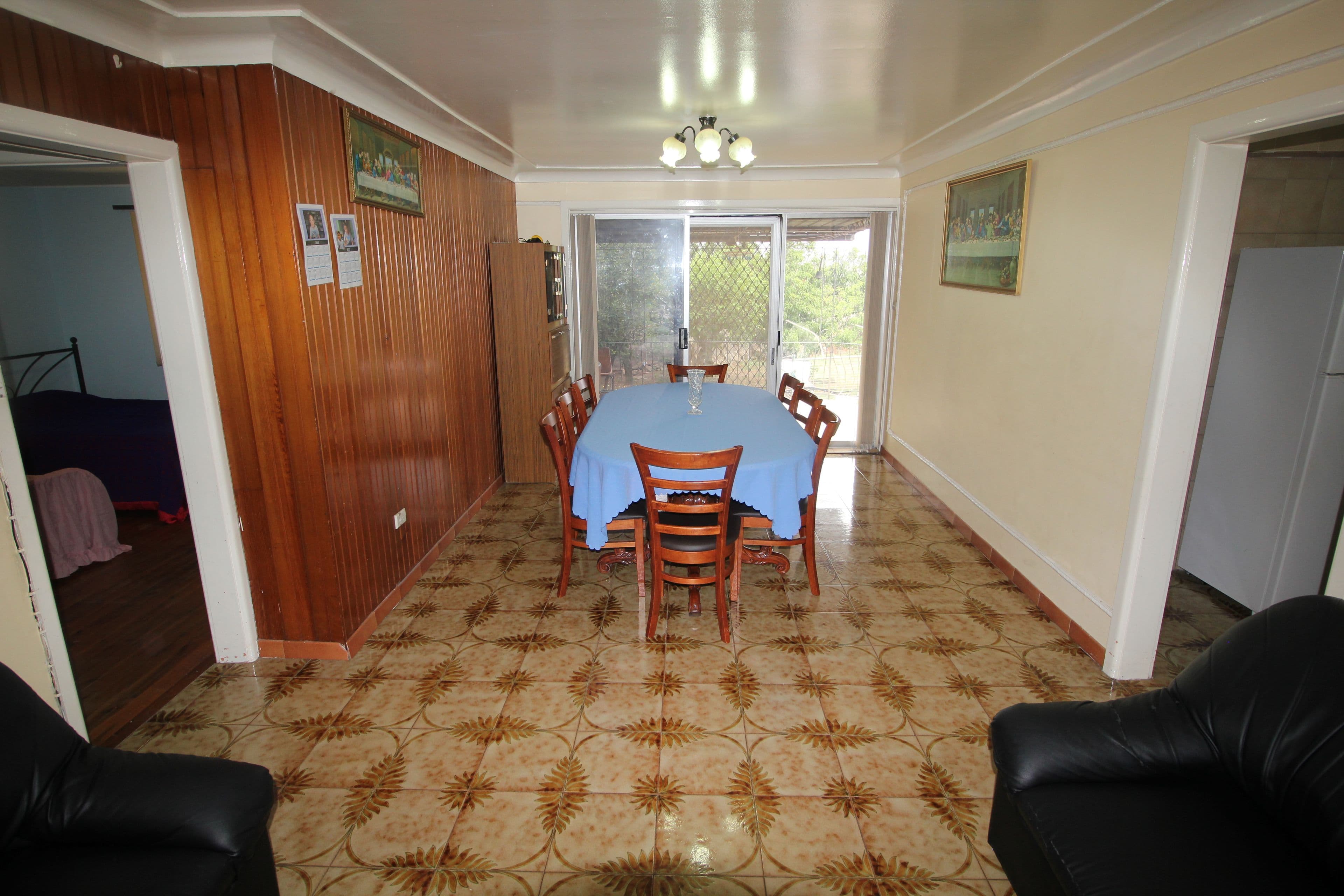 4 Sharland Place, Smithfield - Thumbnail 3