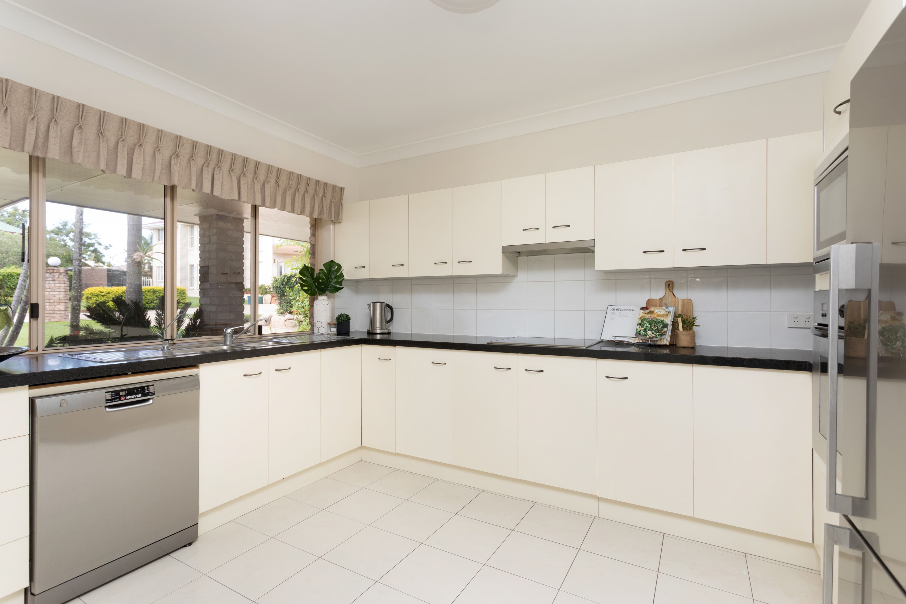 34 Hillcrest Street, Aspley QLD 4034, Aspley - Thumbnail 3
