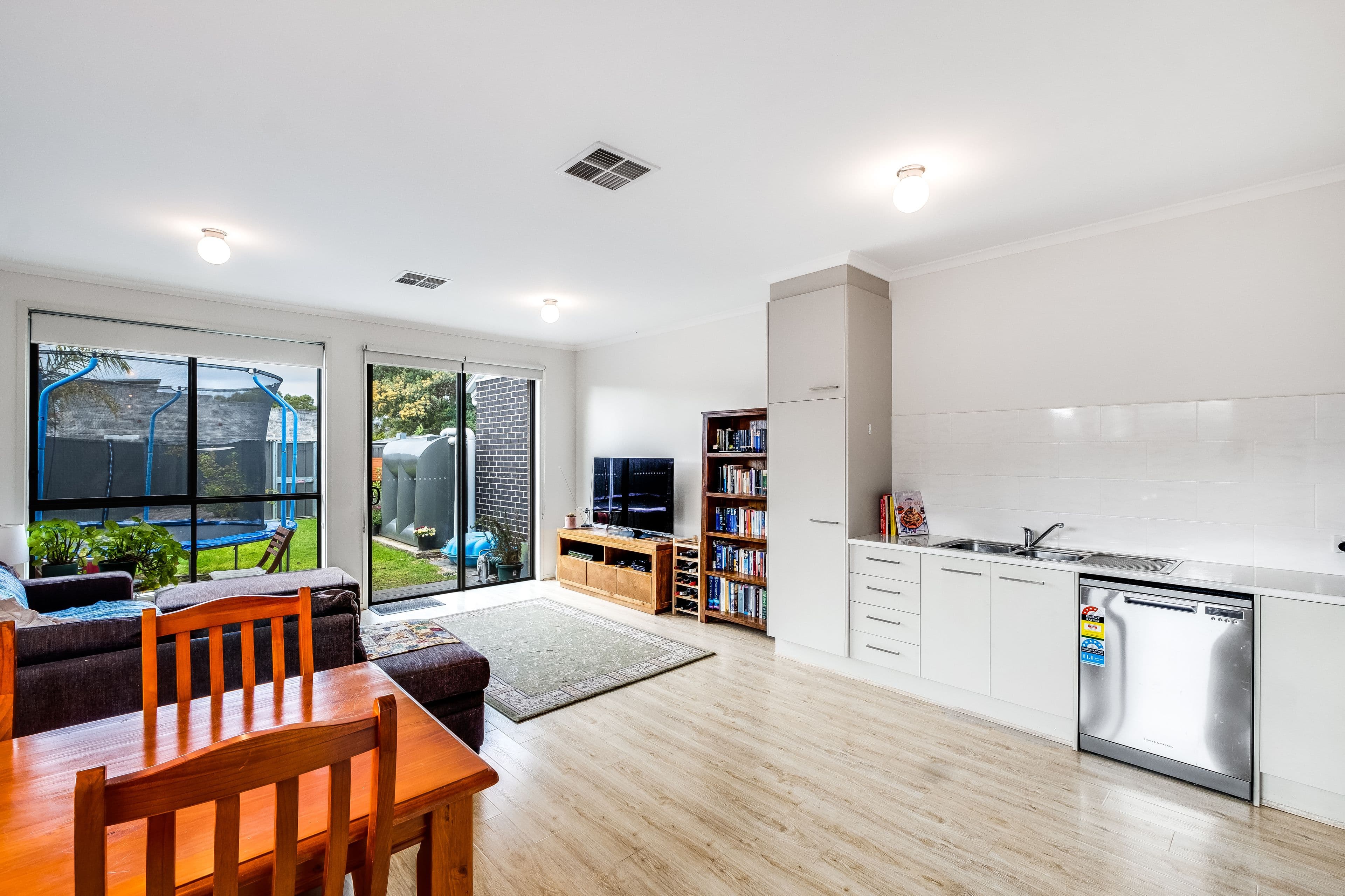 4 Ragless Avenue, Park Holme SA 5043, Park Holme - Thumbnail 5