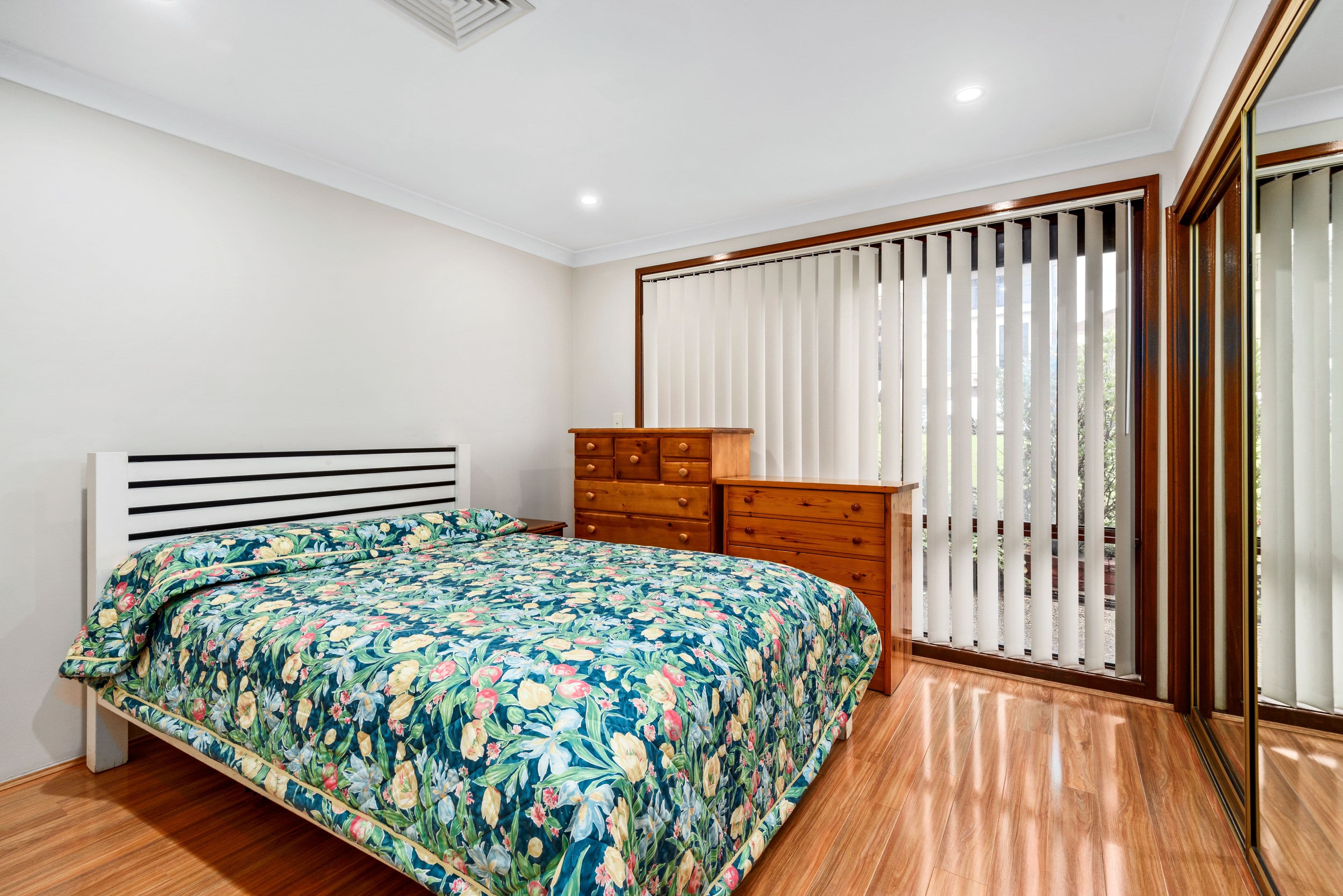 23 & 23a Fairburn Crescent, Minchinbury NSW 2770, Minchinbury - Thumbnail 4
