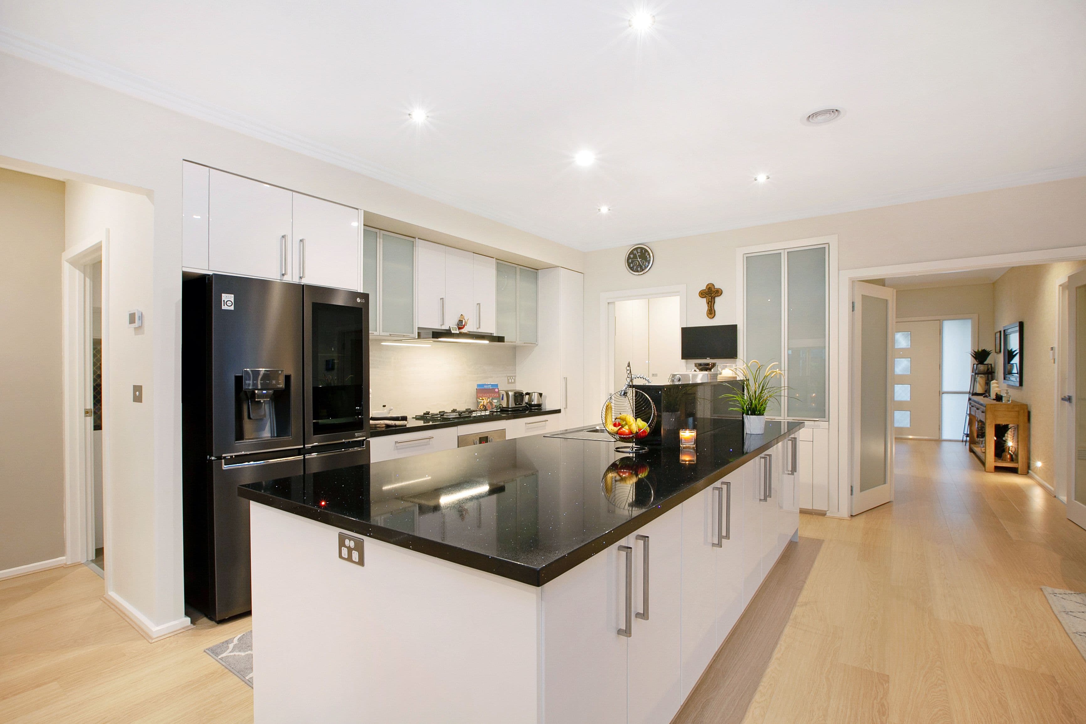 7 Two Creek Drive, Epping VIC 3076, Epping - Thumbnail 3