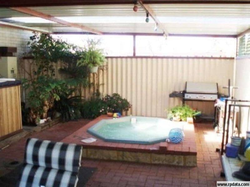61 Archidamus Road, COOLBELLUP WA 6163, Coolbellup - Thumbnail 2
