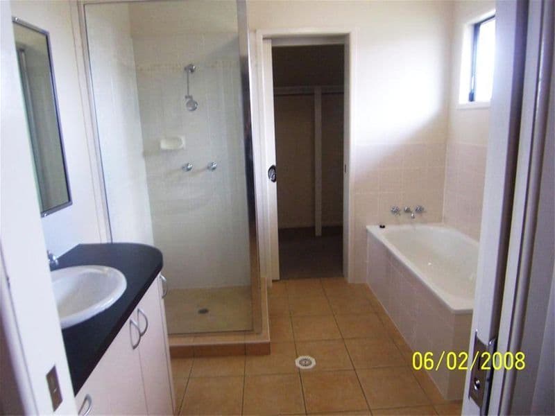 36 Elphinstone Drive, KIRWAN QLD 4817, Kirwan - Thumbnail 4